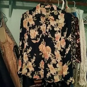 *CLEARANCE* Rue 21 long sleeve blouse